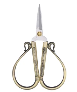 قیچی گلدوزی آنتیک با تیغه ضد زنگ 13